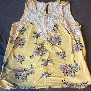 Maurice’s yellow floral print tank